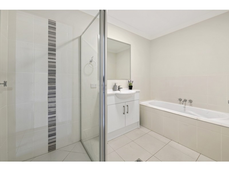 1/21 Dove Crescent, Kleinton QLD 4352