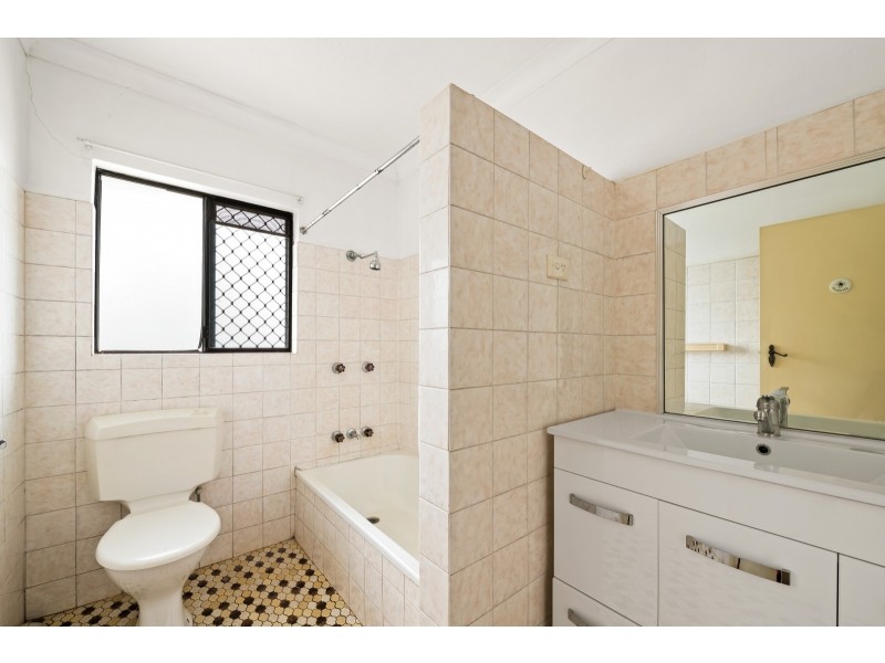 7/67 Taylor Street, Newtown QLD 4350