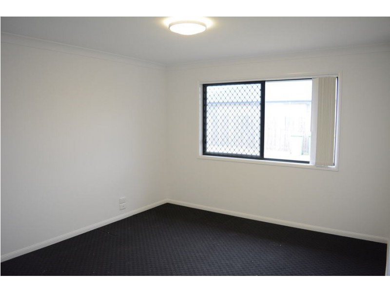 11 McIntosh Street, Westbrook QLD 4350