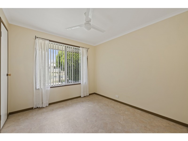 12 Cooper Avenue, Oakey QLD 4401