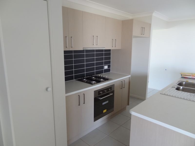 25 Goshawk Drive, Kleinton QLD 4352