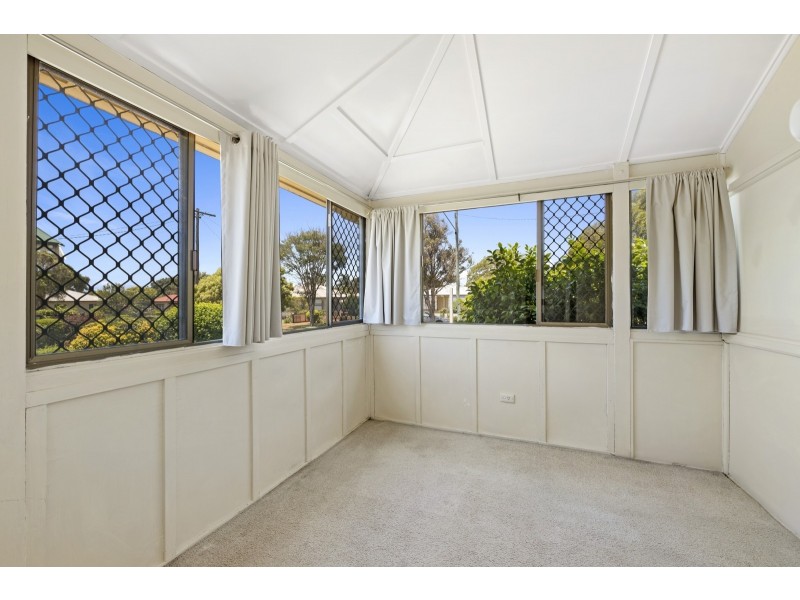 13 Edmund Street, Newtown QLD 4350