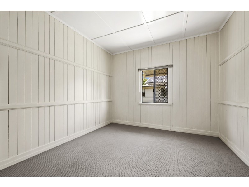 13 Edmund Street, Newtown QLD 4350