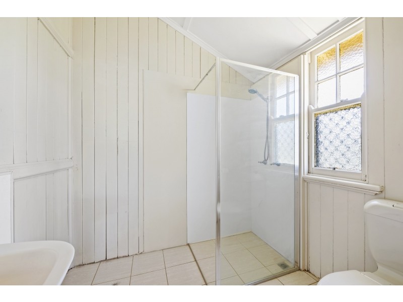 13 Edmund Street, Newtown QLD 4350