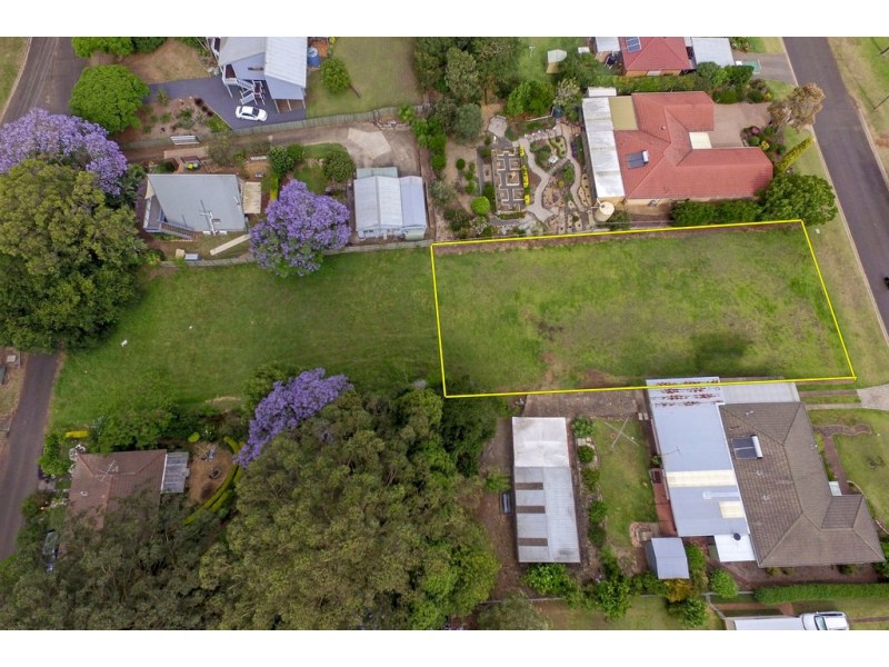 9 Kate Street, Harlaxton QLD 4350