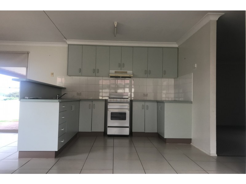 28 Liquidambar Street, Glenvale QLD 4350