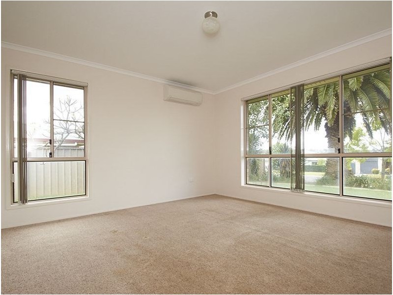 30 Bougainvillea Drive, Middle Ridge QLD 4350