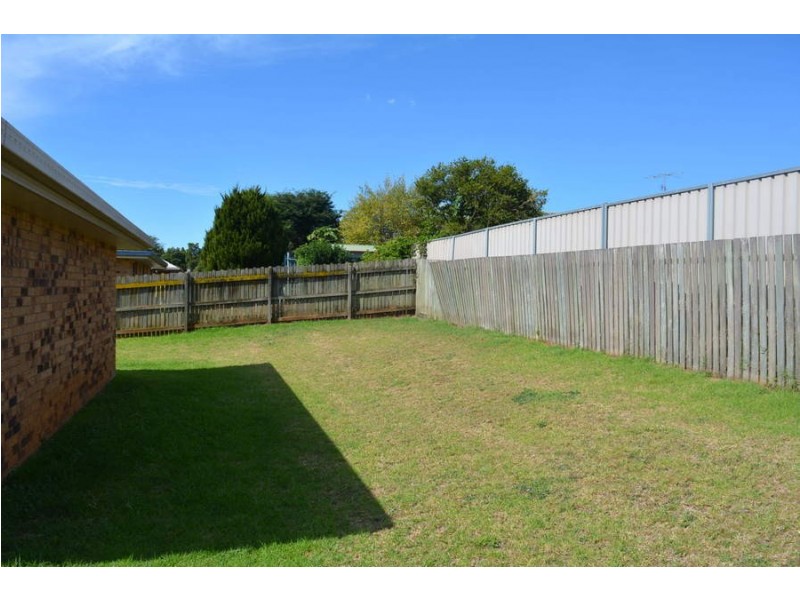 30 Bougainvillea Drive, Middle Ridge QLD 4350