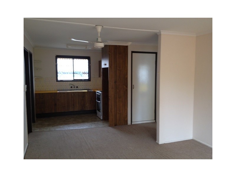 2/21 Tara Street, Wilsonton QLD 4350