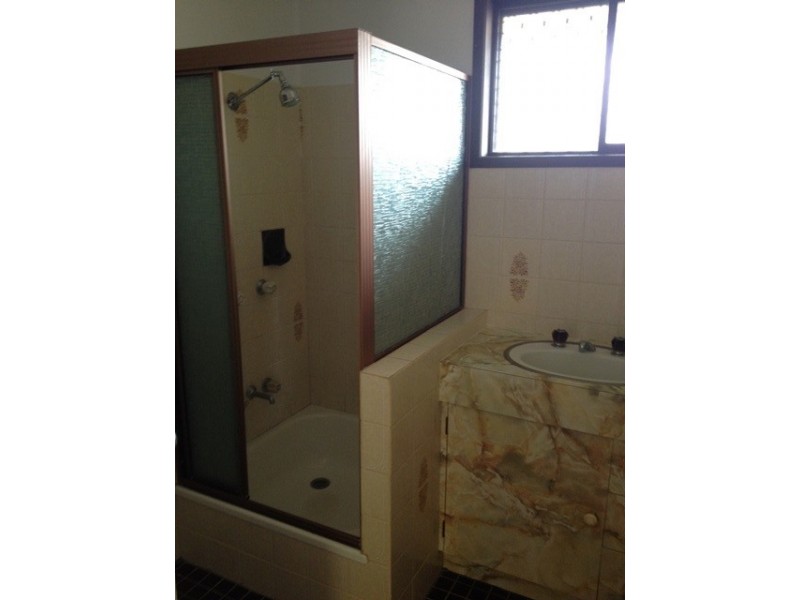 2/21 Tara Street, Wilsonton QLD 4350