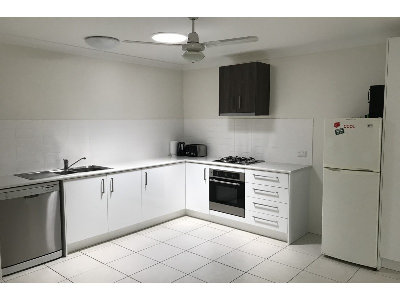7a Bishop Street, Cambooya QLD 4358