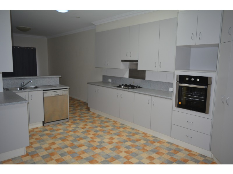 3a Mason Court, Kearneys Spring QLD 4350