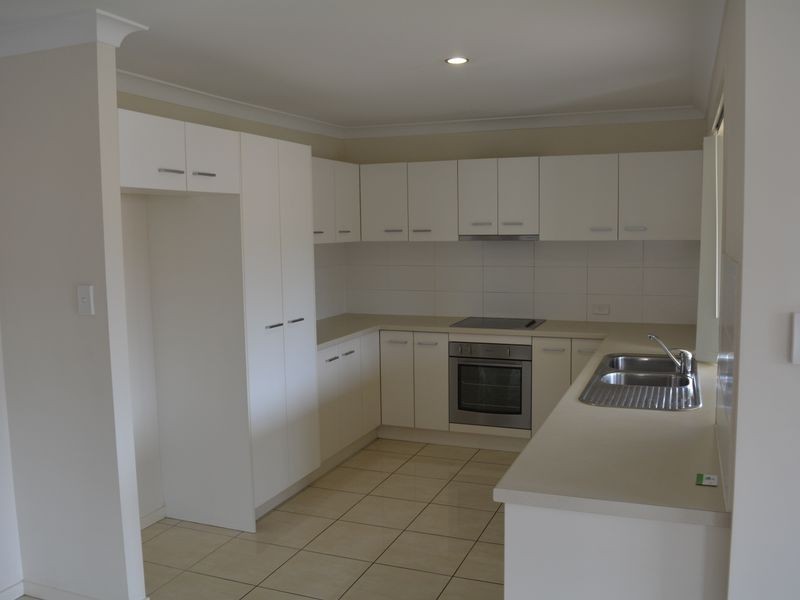 4 Barwick Court, Blue Mountain Heights QLD 4350