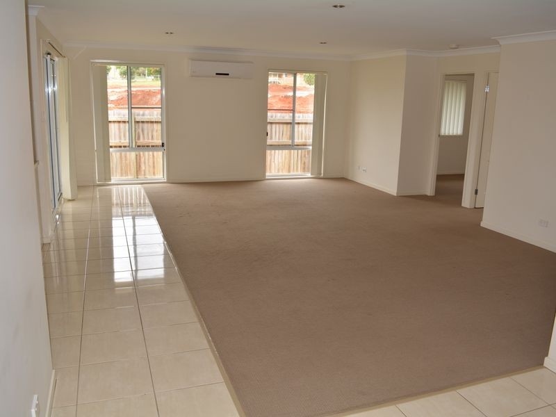 4 Barwick Court, Blue Mountain Heights QLD 4350