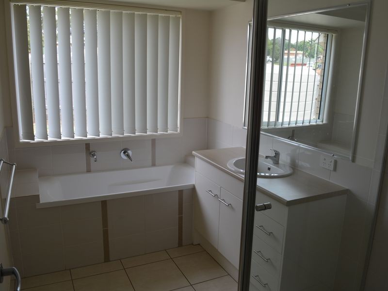4 Barwick Court, Blue Mountain Heights QLD 4350