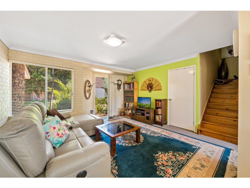 3/240 Spring Street, Kearneys Spring QLD 4350