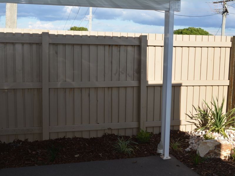 1/57 Holberton Street, Rockville QLD 4350