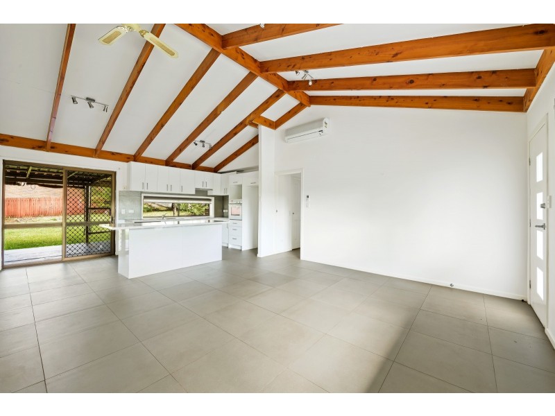 4 Burgundy Street, Wilsonton Heights QLD 4350