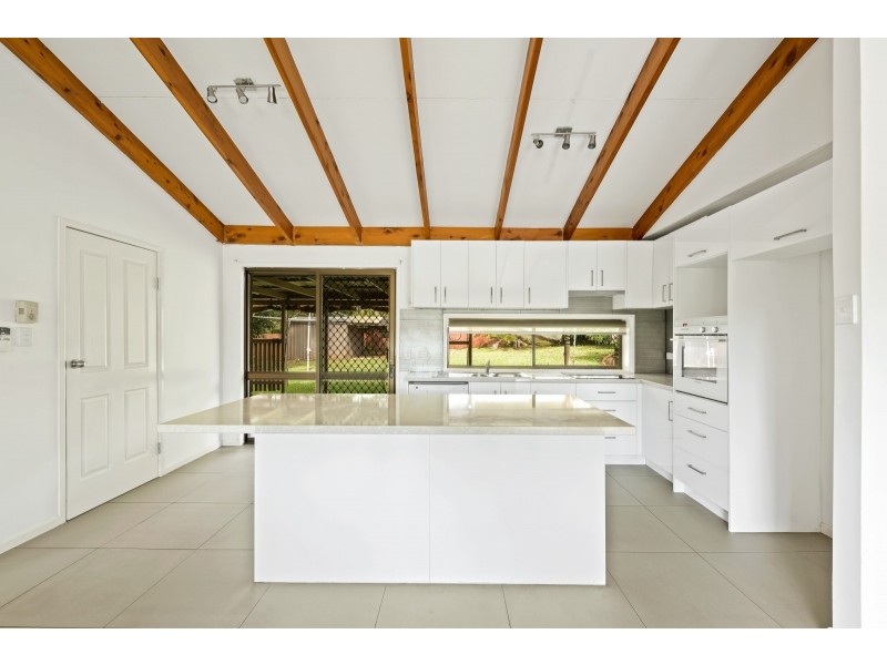 4 Burgundy Street, Wilsonton Heights QLD 4350
