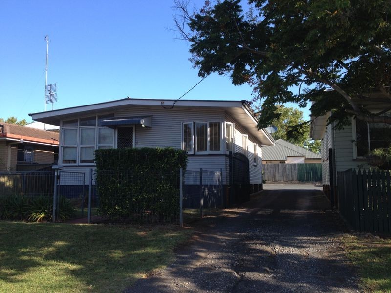 6 Aubigny Street, East Toowoomba QLD 4350