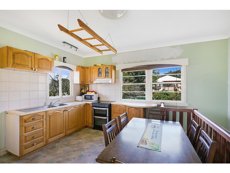 36 Elizabeth Street, South Toowoomba QLD 4350