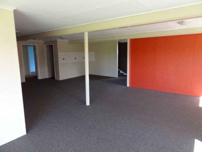 500 South Street, Glenvale QLD 4350