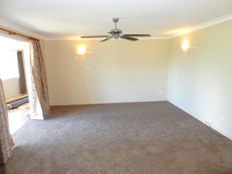 500 South Street, Glenvale QLD 4350