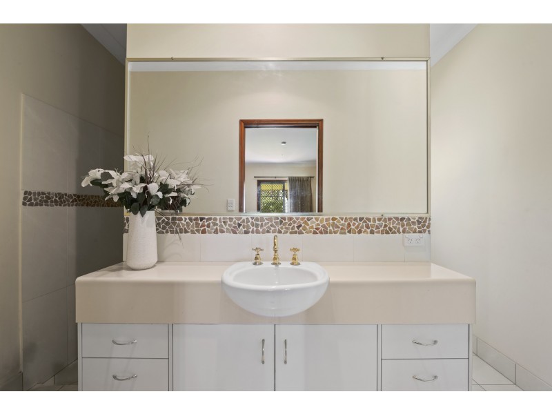 190 Drayton Wellcamp Road, Glenvale QLD 4350