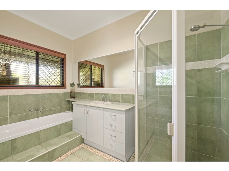 190 Drayton Wellcamp Road, Glenvale QLD 4350