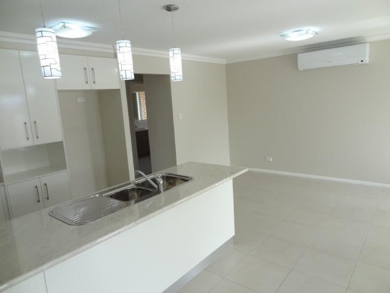 1/2 Beh Street, Harristown QLD 4350