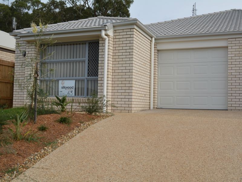 1/20 Sanctuary Drive, Cranley QLD 4350