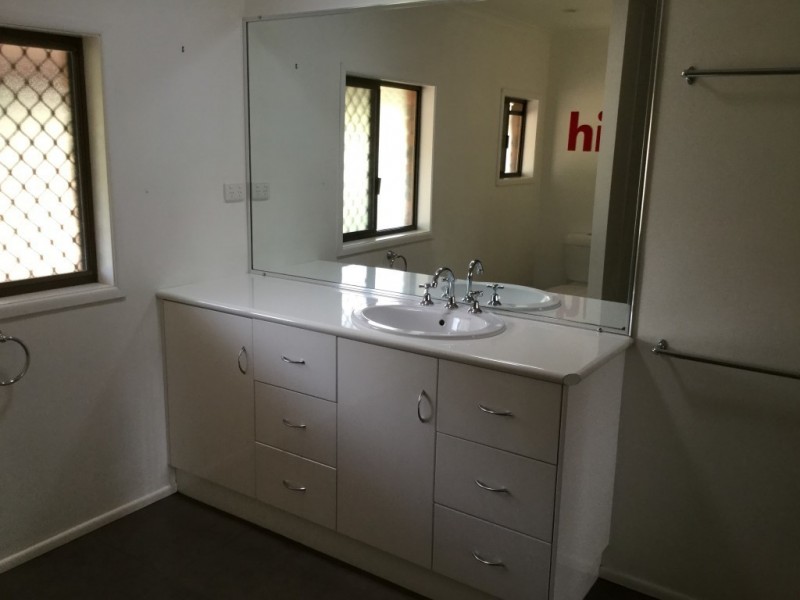 66 Recreation Reserve Road, Highfields QLD 4352