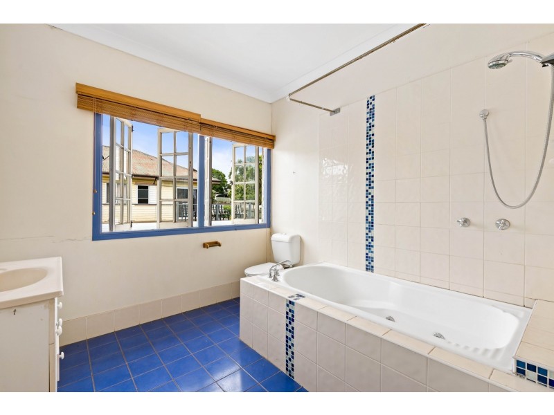 36 Elizabeth Street, South Toowoomba QLD 4350