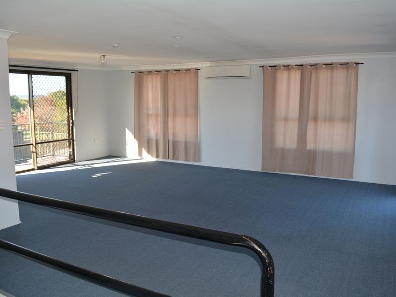 4/459 Alderley Street, Harristown QLD 4350