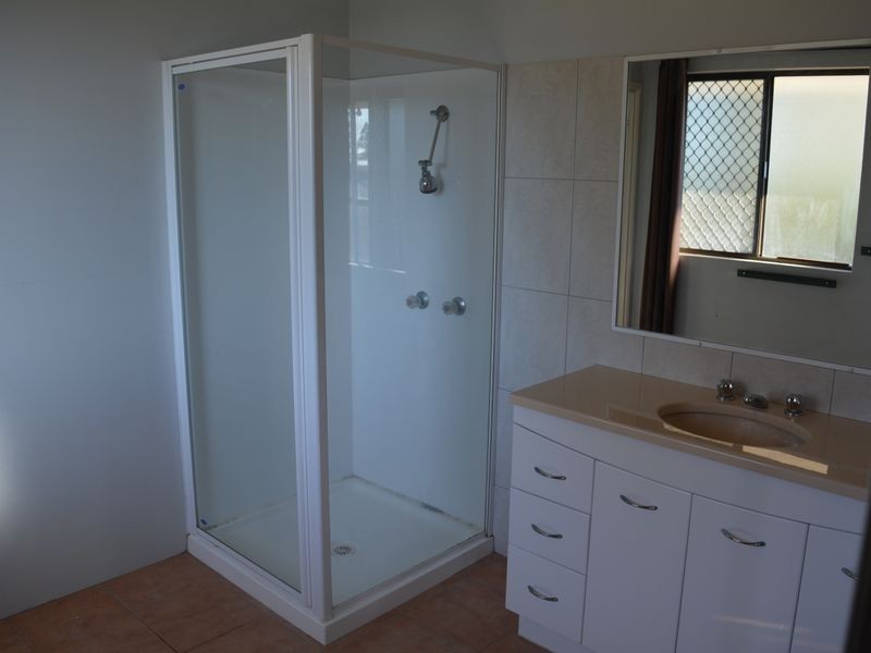 4/459 Alderley Street, Harristown QLD 4350