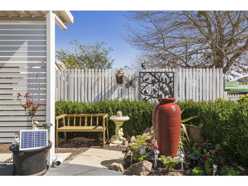 88a Taylor Street, Newtown QLD 4350