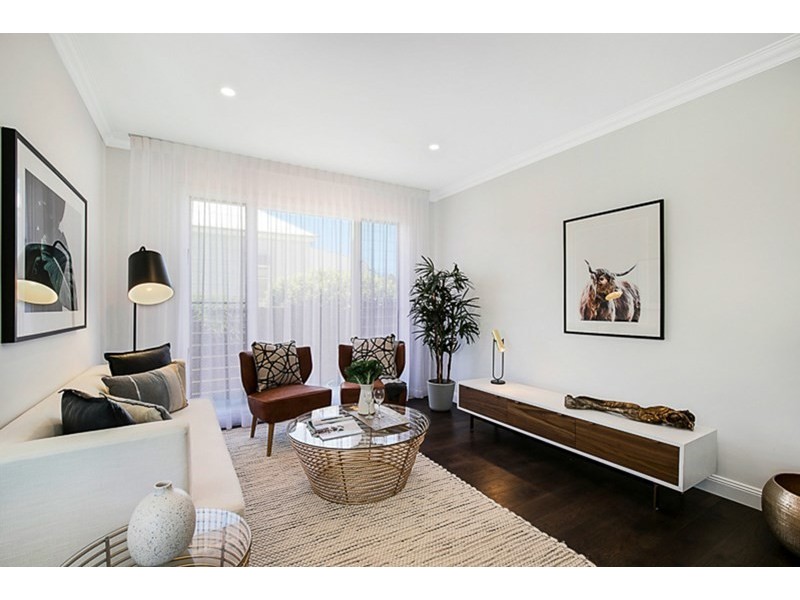 15a Northland Street, Newtown QLD 4350