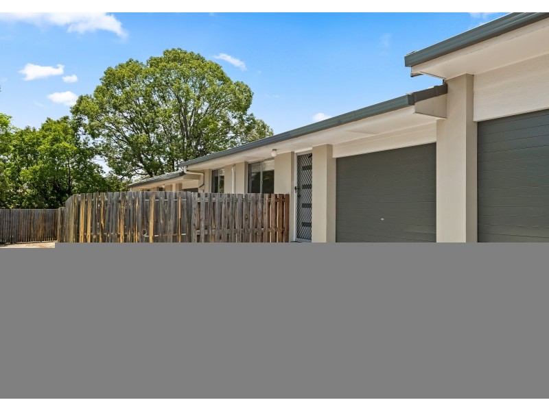 2/22 Whichello Street, Newtown QLD 4350