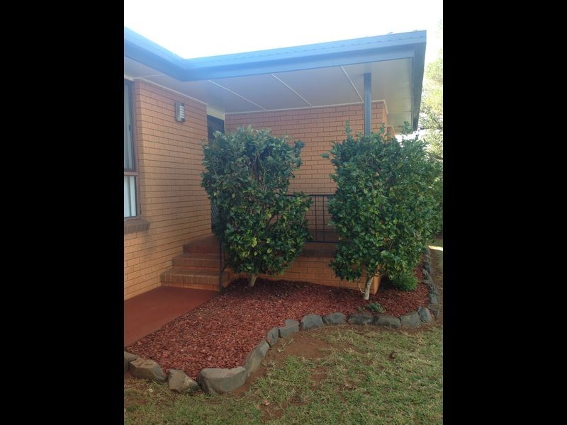 35 Noll Street, Kearneys Spring QLD 4350