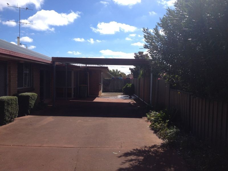 2/41 Brangus Street, Harristown QLD 4350