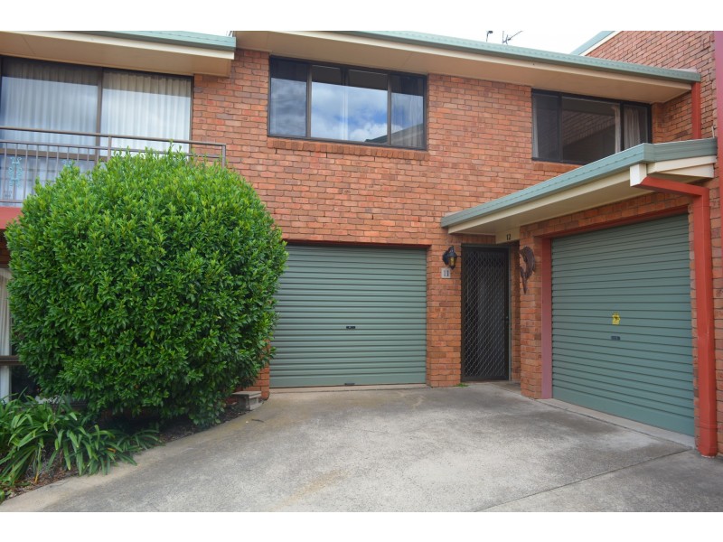 11/369 Margaret Street, Newtown QLD 4350