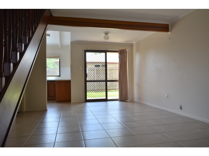 11/369 Margaret Street, Newtown QLD 4350