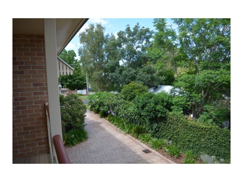 3/9 Bruce Street, East Toowoomba QLD 4350