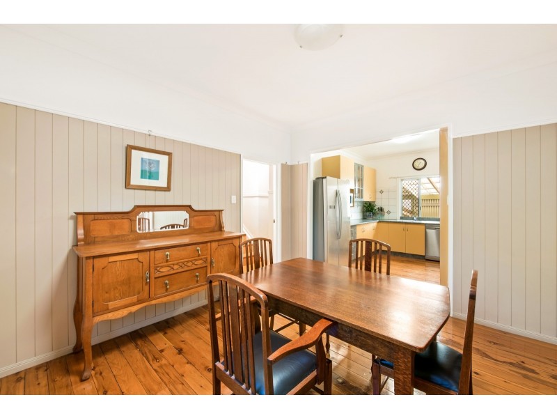 64 Alford Street, Mount Lofty QLD 4350