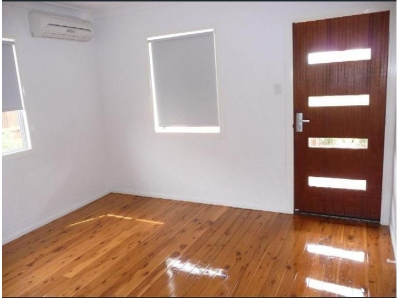 1/4a Rose Street, Wilsonton QLD 4350