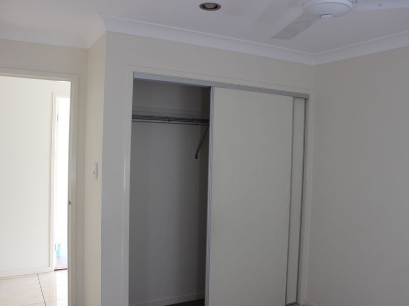 8 Huon Drive, Glenvale QLD 4350