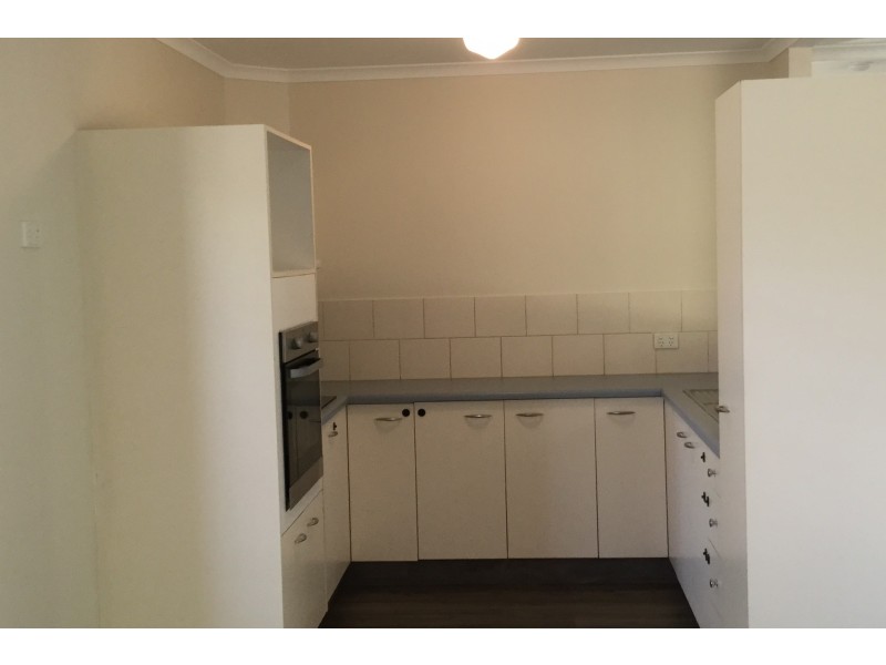 4 Lacebark Court, Glenvale QLD 4350