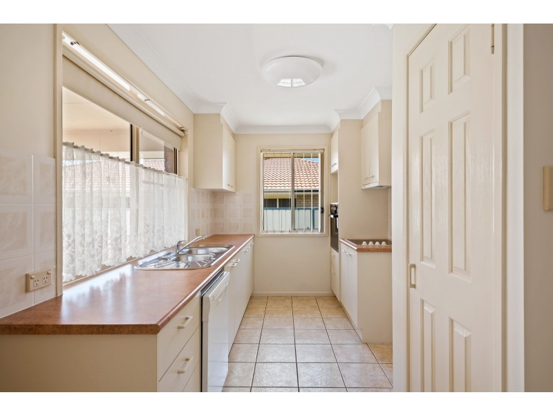57 Broadfoot Street, Kearneys Spring QLD 4350