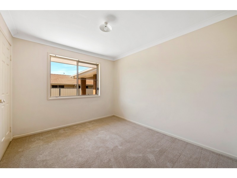 57 Broadfoot Street, Kearneys Spring QLD 4350