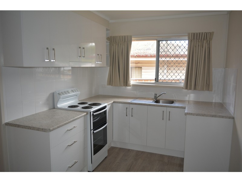 1/128 Water Street, South Toowoomba QLD 4350